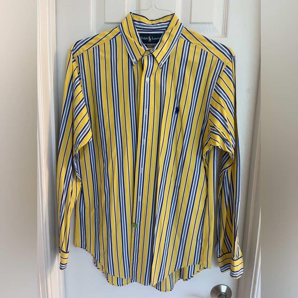Ralph Lauren classic fit, Oxford. Button-down color size medium men’s. Yellow